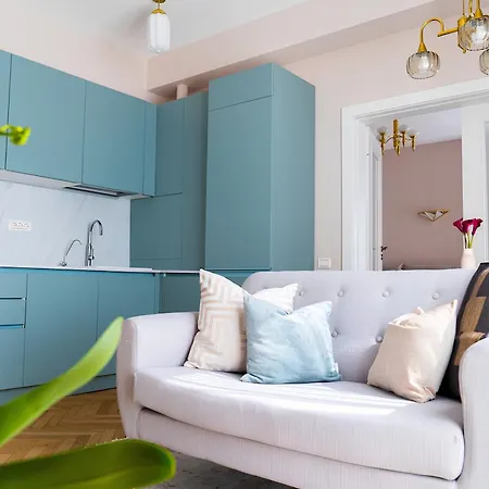 Art Deco Vibes * Bucarest